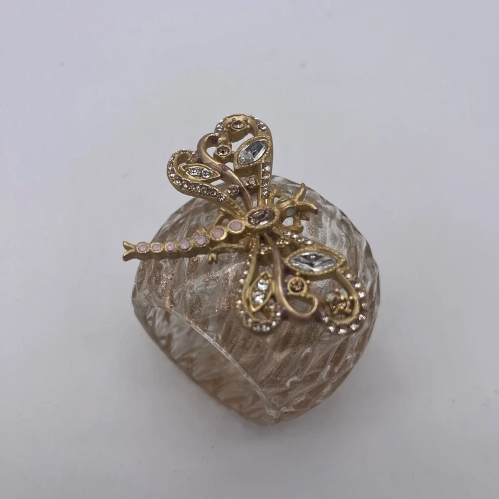 RARE JAY STRONGWATER BLUSH DRAGONFLY‎ FIGURINE CRYSTAL NAPKIN RING